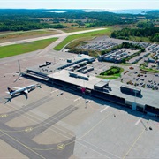 Sandefjord Airport, Torp