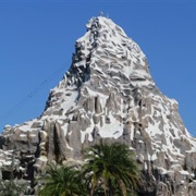 Matterhorn Bobsleds (Disneyland, USA)