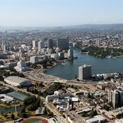 Oakland 424,000
