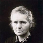 Marie Curie  (IQ: 180-200)