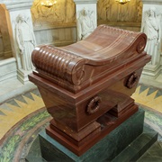 Napoleon&#39;s Tomb