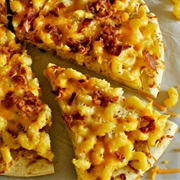 Bacon and Macaroni Cheese Pizza