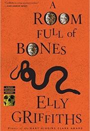 A Room Full of Bones (Elly Griffiths)