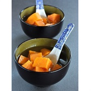 Fan Shu Tang Shui (Sweet Potatoes in Ginger Syrup)