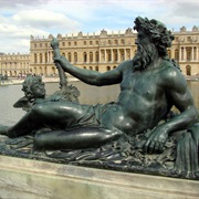 Neptune and the Palace of Versailles