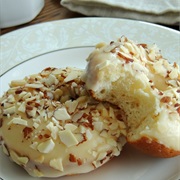 White Chocolate &amp; Almond Donuts