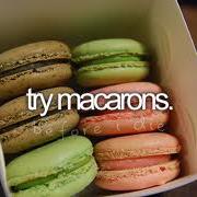 Try Macarons