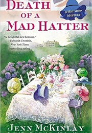 Death of a Mad Hatter (Jenn McKinlay)