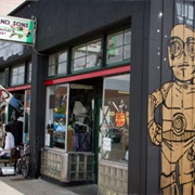 Sucher &amp; Sons Star Wars Shop (Aberdeen, Washington)