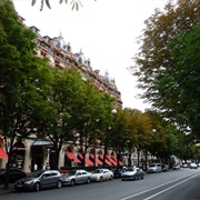 Avenue Montaigne, Paris