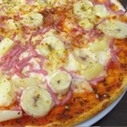 Banana on Pizza