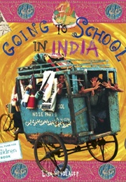 Going to School in India (Lisa Heydlauff)