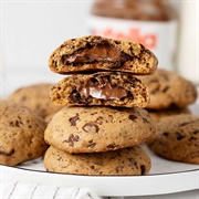 Nutella Stuffed Chocolate Chip Cookie