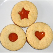 Vegan Vanilla Cookies Filled With Spiced Apricot Jam