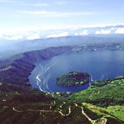El Salvador - Lago De Coatepeque