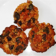 Vegan Nut Brittle Cookies With Pumpkin Seeds and Cranberries