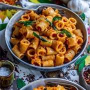 Rigatoni With Tomato Sauce, and Chickpeas