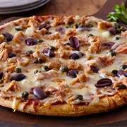 Tuna Pizza With Pistachios and Cheese