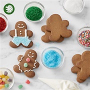 Leo (July 23–August 22): Gingerbread Cookies