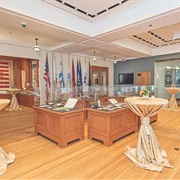 Pritzker Military Museum &amp; Library