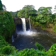 Waiānuenue (Rainbow Falls)