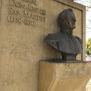 José De San Martín Bust