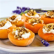 Apricots With Red Wine Cheese