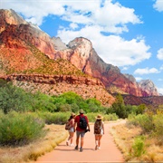 Hike in the Zion National Park (Utah)