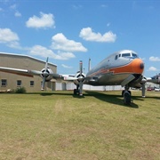DC-7 at Epic Flight Academy