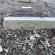 Abandoned Freeway Stub on State Route 163