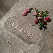 Alice Flagg&#39;s Grave