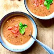 Chilled Tomato and Sweet Pepper Soup