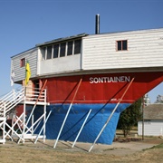 Tom Sukanen&#39;s Prairie Ship