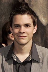 Johnny Simmons