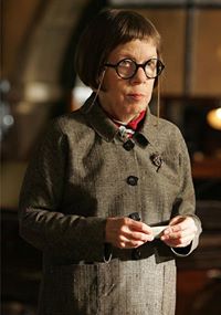 Linda Hunt