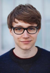 Charlie Mcdonnell (Charlieissocoollike)