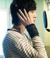 Yonghwa (CNBLUE)