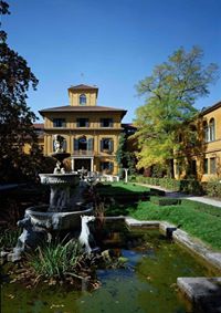 Lenbachhaus Und Kunstbau München