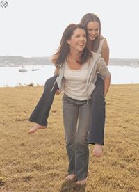 Lauren Graham & Alexis Bledel