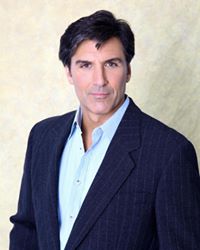 "Paging Dr. David Hayward, Calling Dr.Hayward!" Bring Him Back to AMC