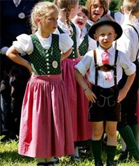 Tracht / Dirndl / Lederhose