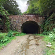Engaña Tunnel