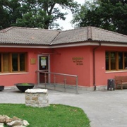 Centro De Interpretación Collados Del Asón, Cantabria