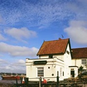 The Butt & Oyster, Pin Mill