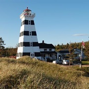 West Point Lighthouse Inn, Canada