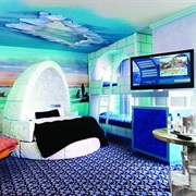 Fantasyland Hotel, Canada