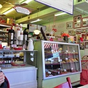 Sweetie-Licious Bakery Cafe, Dewitt