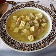 Hochzeitssuppe