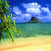 Mokoliʻi (Chinaman's Hat)