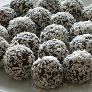 Chokladbollar (Chocolate Balls)